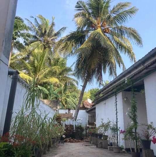 The Ocean Villa At Surf Spot Matara Esterno foto